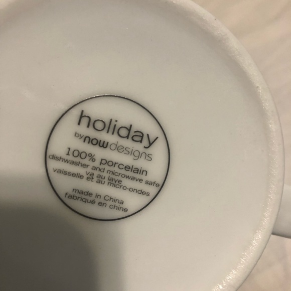 Holiday by now designs. Set of Four SnowMan Mugs - Picture 4 of 7